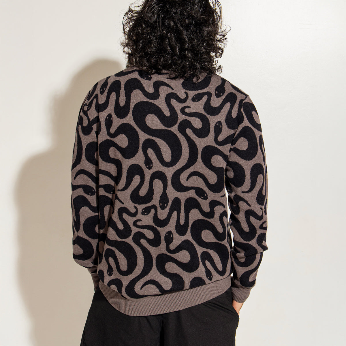 Veneno Sweater